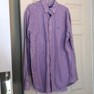 Vineyard Vines button down shirt size medium